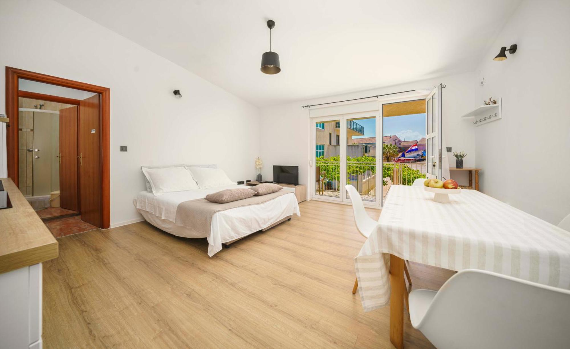 Apartments Vitis - City Centre - Free Parking Vodice Ngoại thất bức ảnh